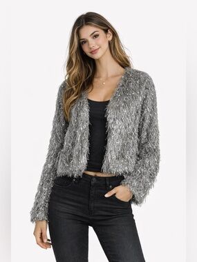 Forever 21 Gray Shaggy Faux Fur Cropped Jacket Womens Small Cozy Teddy Coat